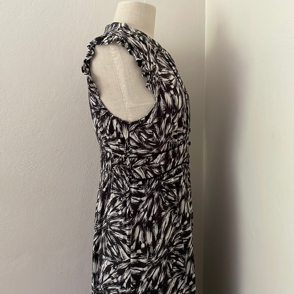 Striking Black & White Floaty Trouser Jumpsuit - Aus Size 12 - George at Asda - Picture 4 of 16